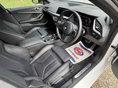 BMW 2 Series Gran Coupe M235i - U10002769