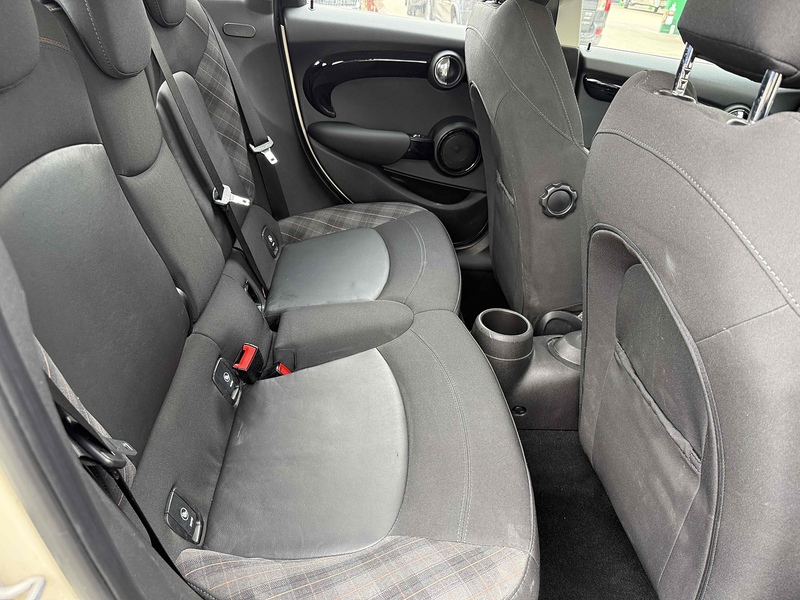 MINI Hatch Hatch 2.0 Cooper S Seven Euro 6 (s/s) 5dr - U10002770