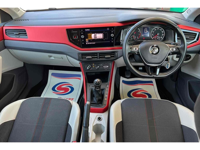 Volkswagen Polo TSI beats - U10002775