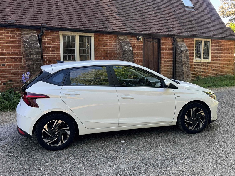 Hyundai i20 i20 1.0 T-GDi MHEV SE Connect Euro 6 (s/s) 5dr - U10002776