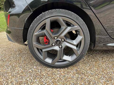 Ford Fiesta Fiesta 1.5T EcoBoost ST-3 Euro 6 (s/s) 5dr - U10002779