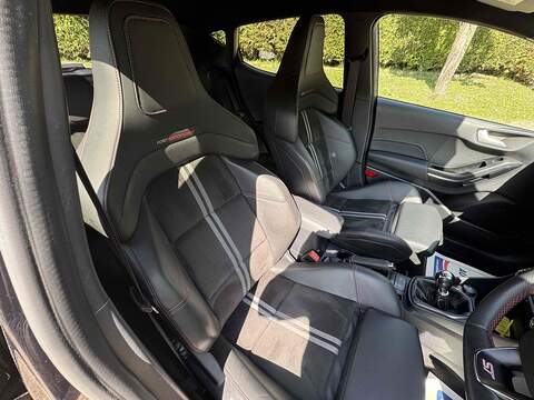 Ford Fiesta Fiesta 1.5T EcoBoost ST-3 Euro 6 (s/s) 5dr - U10002779