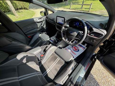 Ford Fiesta Fiesta 1.5T EcoBoost ST-3 Euro 6 (s/s) 5dr - U10002779