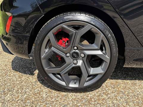 Ford Fiesta Fiesta 1.5T EcoBoost ST-3 Euro 6 (s/s) 5dr - U10002779