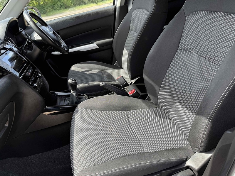 Suzuki Vitara Vitara 1.6 Kuro Euro 6 (s/s) 5dr - U10002791