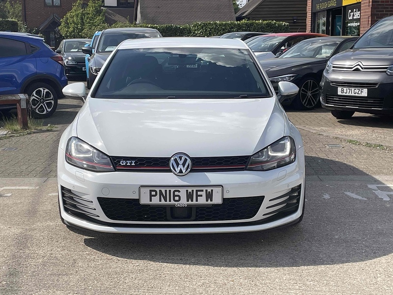 Volkswagen Golf TSI BlueMotion Tech GTI - U10002805