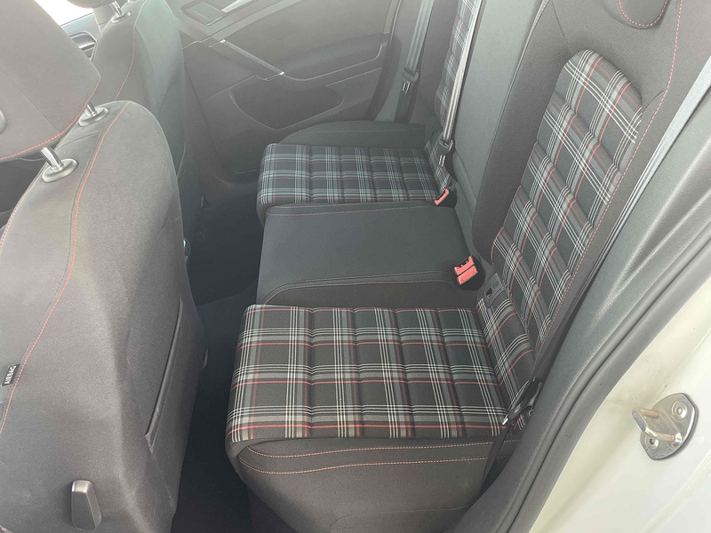 Volkswagen Golf TSI BlueMotion Tech GTI - U10002805