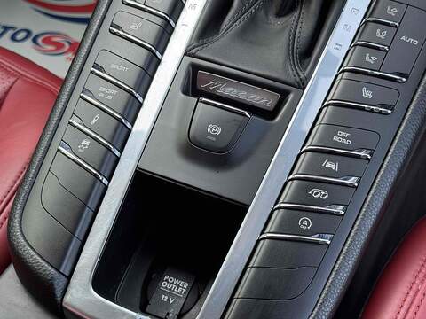 Porsche Macan Macan 3.0T V6 GTS PDK 4WD Euro 6 (s/s) 5dr - U10002806