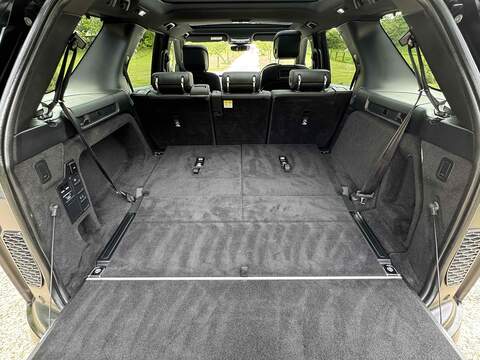 Land Rover Discovery P300 R-Dynamic SE - U10002807