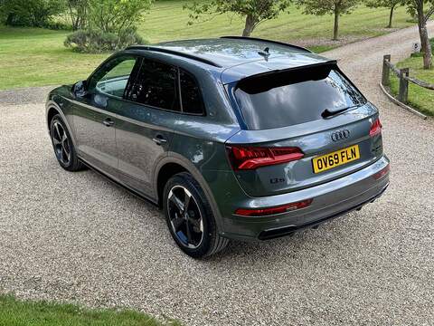 Audi Q5 TFSI Black Edition - U10002808