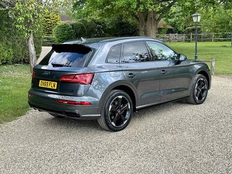 Audi Q5 TFSI Black Edition - U10002808