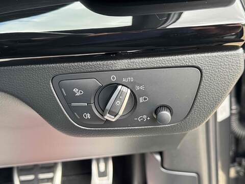 Audi Q5 TFSI Black Edition - U10002808