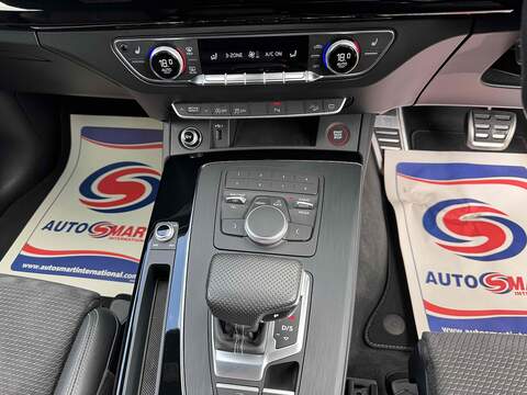 Audi Q5 TFSI Black Edition - U10002808