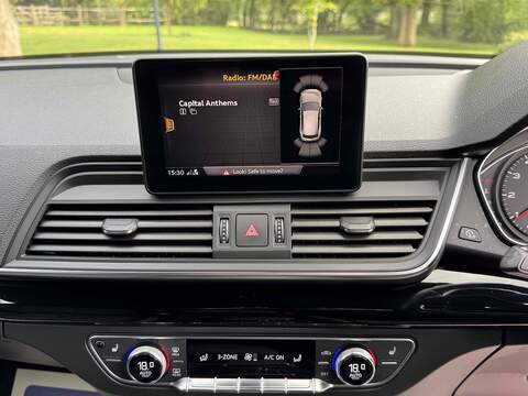 Audi Q5 TFSI Black Edition - U10002808