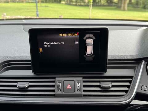 Audi Q5 TFSI Black Edition - U10002808