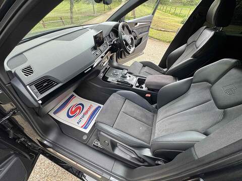 Audi Q5 TFSI Black Edition - U10002808