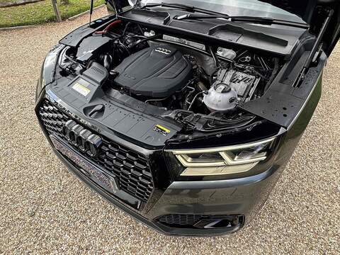 Audi Q5 TFSI Black Edition - U10002808