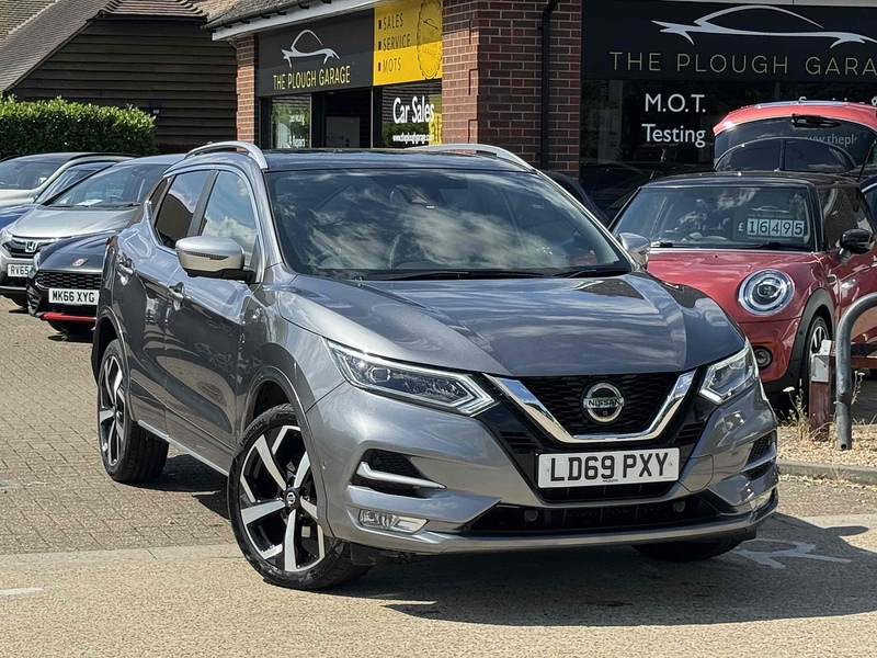 Nissan Qashqai Qashqai 1.3 DIG-T Tekna+ Euro 6 (s/s) 5dr - U10002809