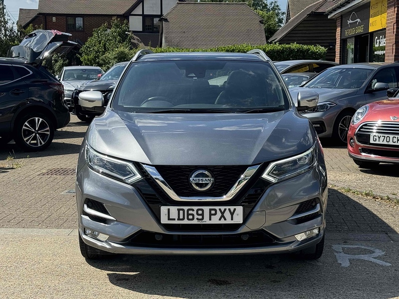 Nissan Qashqai Qashqai 1.3 DIG-T Tekna+ Euro 6 (s/s) 5dr - U10002809