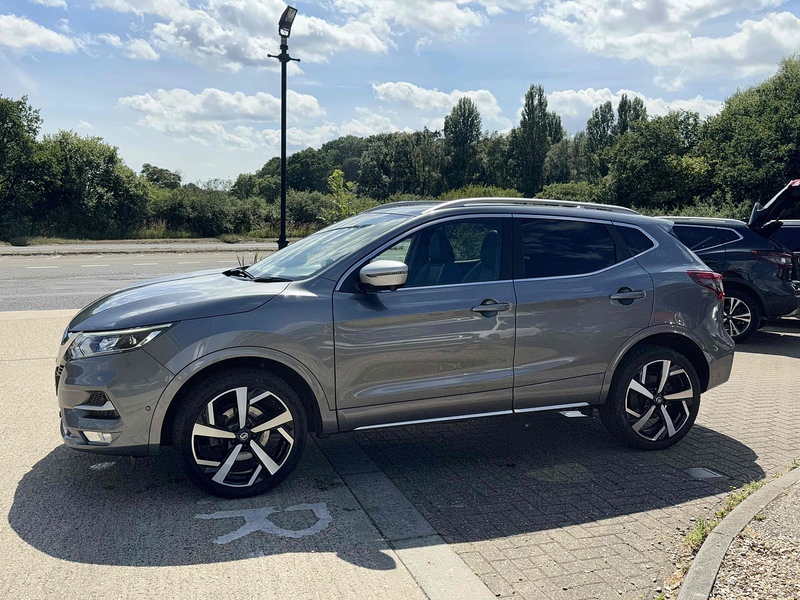 Nissan Qashqai Qashqai 1.3 DIG-T Tekna+ Euro 6 (s/s) 5dr - U10002809