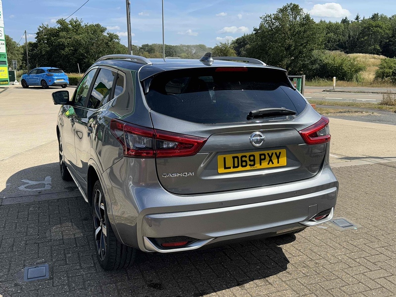 Nissan Qashqai Qashqai 1.3 DIG-T Tekna+ Euro 6 (s/s) 5dr - U10002809