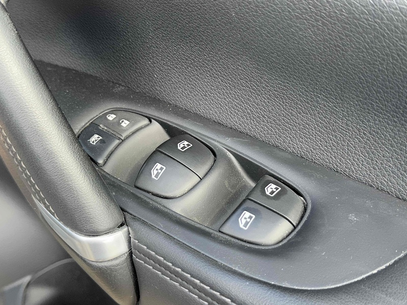 Nissan Qashqai Qashqai 1.3 DIG-T Tekna+ Euro 6 (s/s) 5dr - U10002809