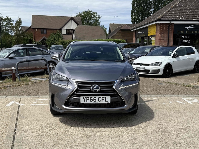 Lexus NX NX 2.5 300h Luxury E-CVT 4WD Euro 6 (s/s) 5dr - U10002810