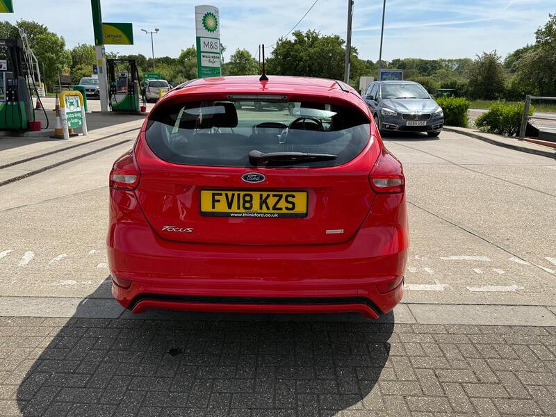 Ford Focus 1.0T EcoBoost ST-Line Euro 6 (s/s) 5dr - U10002811