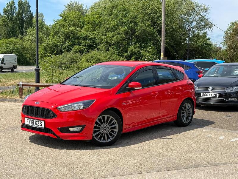 Ford Focus 1.0T EcoBoost ST-Line Euro 6 (s/s) 5dr - U10002811