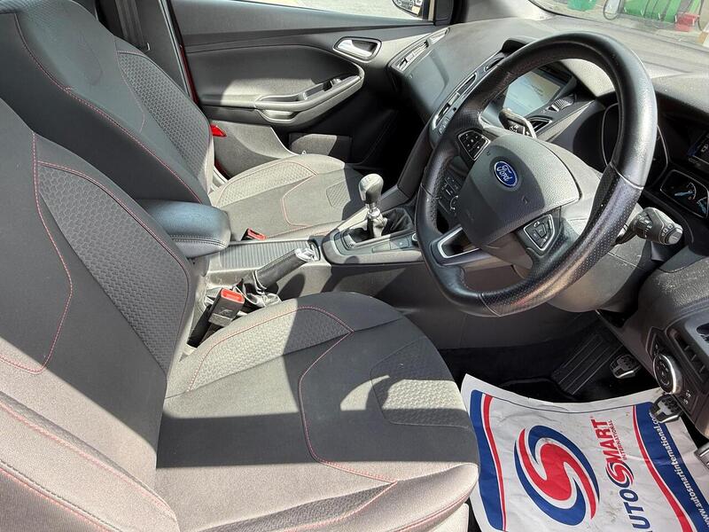 Ford Focus 1.0T EcoBoost ST-Line Euro 6 (s/s) 5dr - U10002811