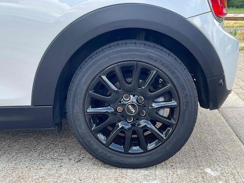 MINI Hatch Cooper - U10002820