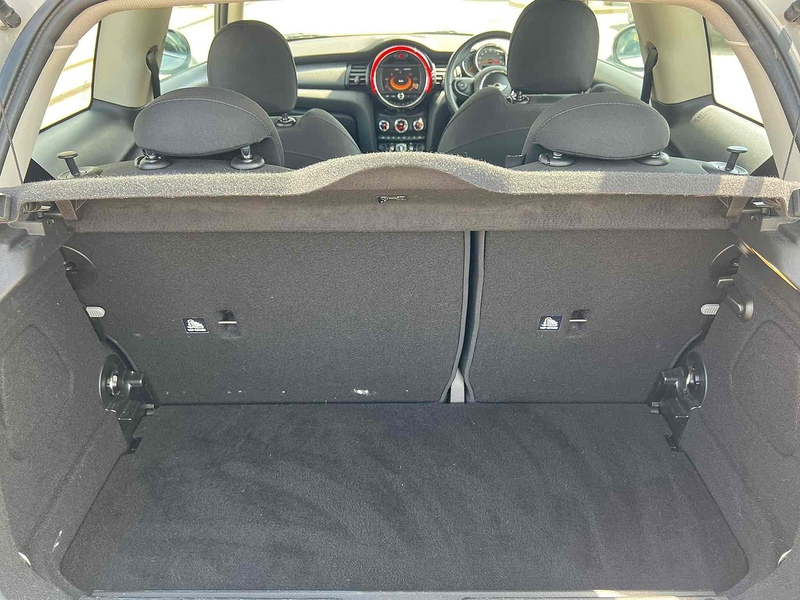 MINI Hatch Cooper - U10002820