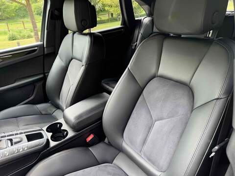 Porsche Macan Macan 3.0 V6 S PDK 4WD Euro 6 (s/s) 5dr - U10002821