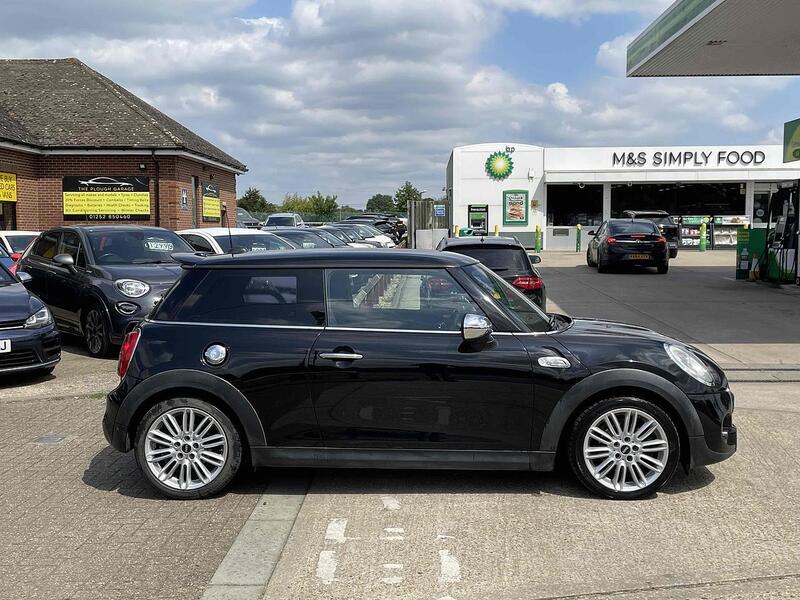 MINI Hatch Hatch 2.0 Cooper S Auto Euro 6 (s/s) 3dr - U10002823