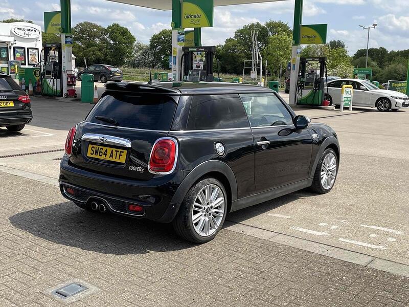 MINI Hatch Hatch 2.0 Cooper S Auto Euro 6 (s/s) 3dr - U10002823