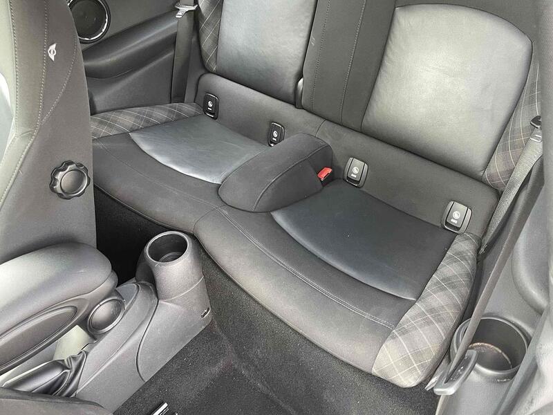 MINI Hatch Hatch 2.0 Cooper S Auto Euro 6 (s/s) 3dr - U10002823