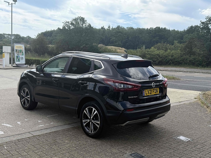 Nissan Qashqai Qashqai 1.3 DIG-T N-Connecta Euro 6 (s/s) 5dr - U10002826