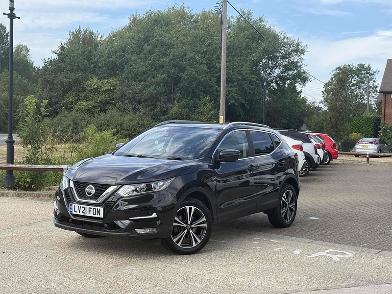 Nissan Qashqai Qashqai 1.3 DIG-T N-Connecta Euro 6 (s/s) 5dr - U10002826