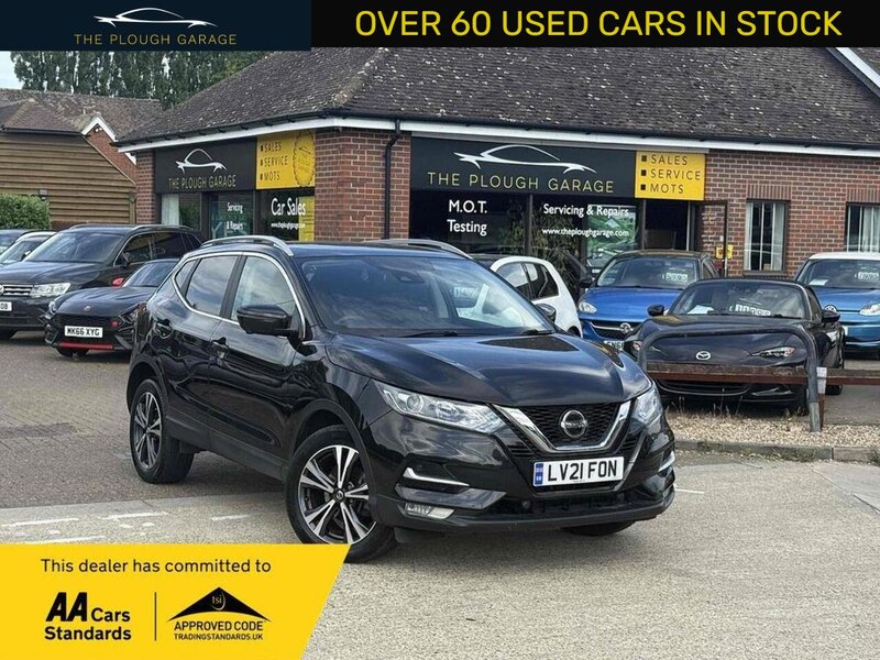 Nissan Qashqai 1.3 DIG-T N-Connecta Euro 6 (s/s) 5dr