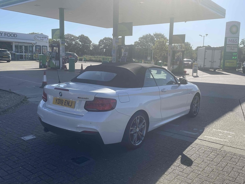 BMW 2 Series M240i - U10002834