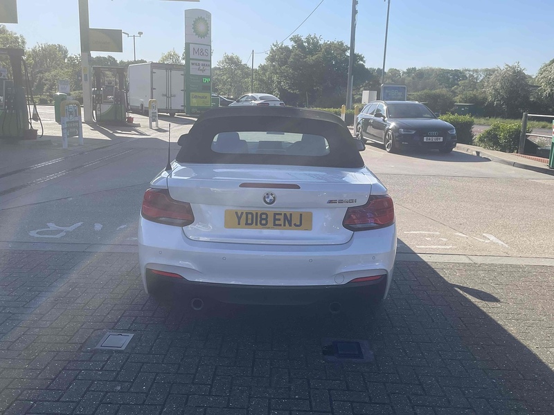 BMW 2 Series M240i - U10002834