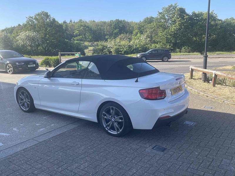 BMW 2 Series M240i - U10002834
