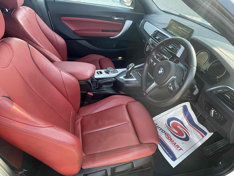 BMW 2 Series M240i - U10002834