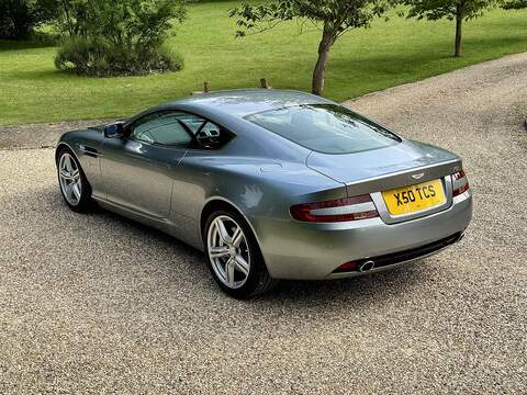 Aston Martin DB9 DB9 5.9 2dr - U10002847