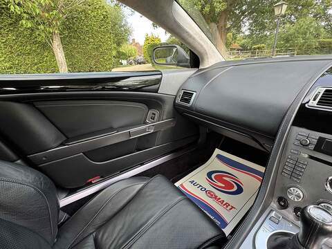 Aston Martin DB9 DB9 5.9 2dr - U10002847