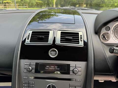 Aston Martin DB9 DB9 5.9 2dr - U10002847