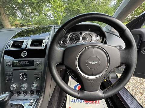 Aston Martin DB9 DB9 5.9 2dr - U10002847