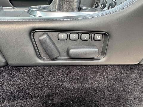 Aston Martin DB9 DB9 5.9 2dr - U10002847