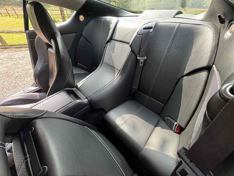 Aston Martin DB9 DB9 5.9 2dr - U10002847