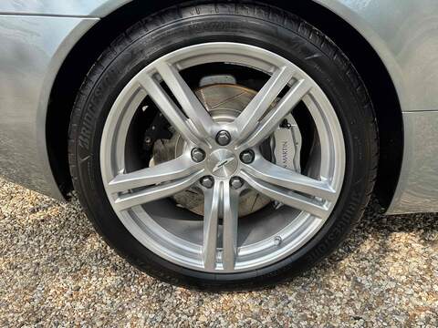 Aston Martin DB9 DB9 5.9 2dr - U10002847